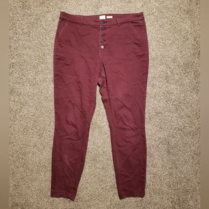 Target A New Day stretchy maroon distressed pants size 16 in great condition